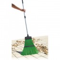 balai extérieur de jardin